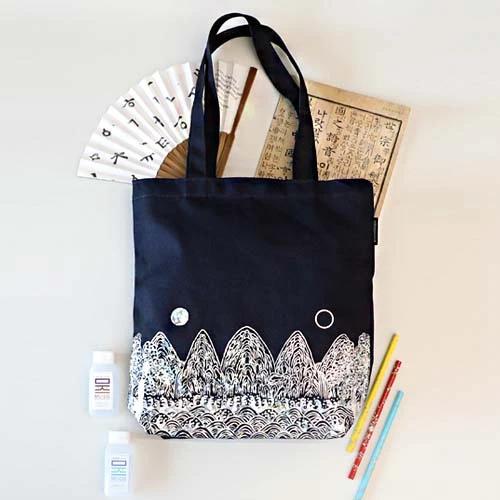 Sun, Moon and Five Peaks Cloth Bag (Rainbow)
