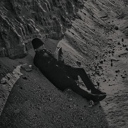 Kim Si-hyeon - 1st Full Album [Echo of Those I Loved]