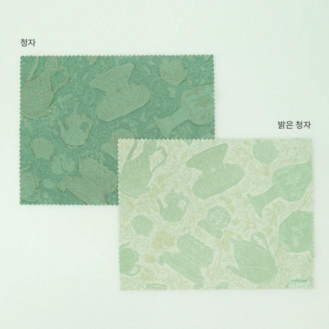 Goryeo Shaped Celadon Mouse Pad & Multi-cleaner [Creating a Blue World, Goryeo Shaped Celadon] Exhibition