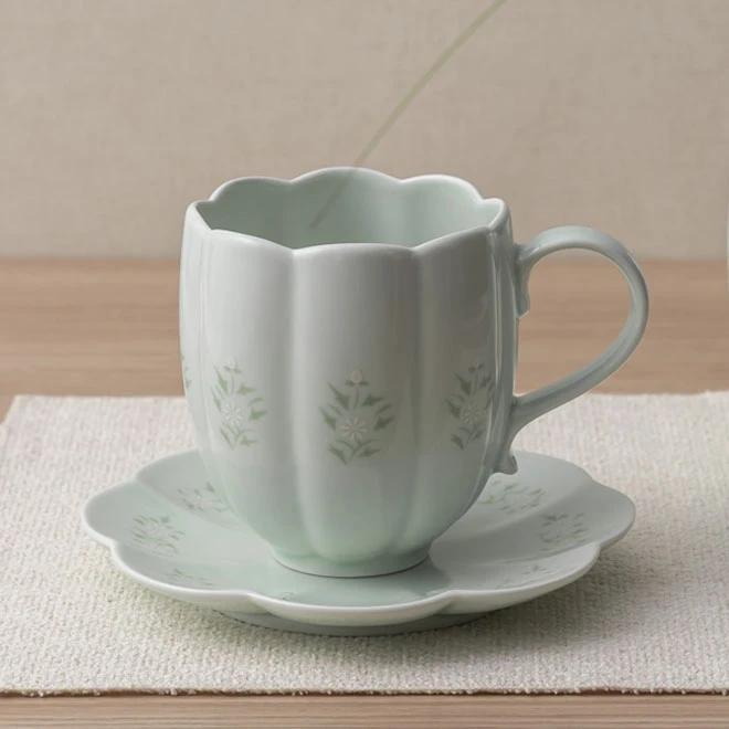 Celadon Cup and Stand