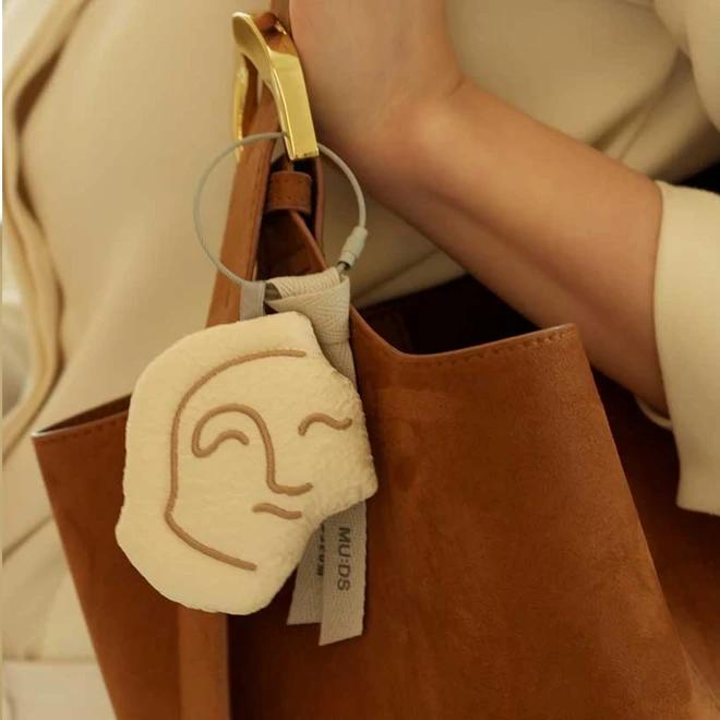 Museum Keyring (Smile of Silla) - Specialized Product of National Gyeongju Museum