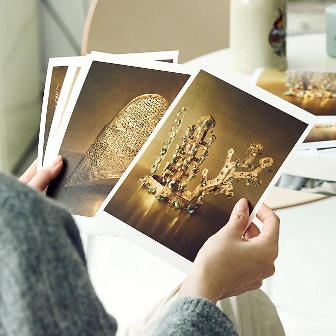 Gyeongju Gold Crown Postcard - National Gyeongju Museum Specialty Product (Collaboration with Photographer Ku Bonchan)