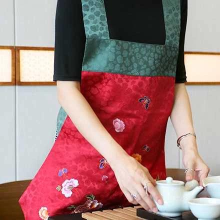 Red Embroidered Dangyi Apron