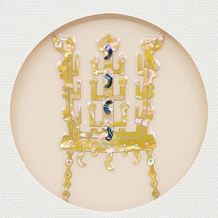 Mother-of-pearl Sticker (Silla Gold Crown)