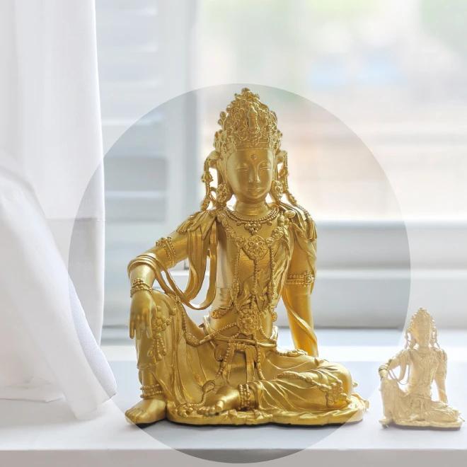 Miniature Bronze Seated Bodhisattva Avalokiteshvara Statue (801) Exhibition 150