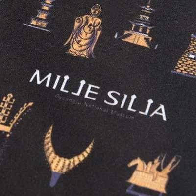 Millennial Silla Relics Eyeglass Cloth (Black) - National Gyeongju Museum Specialty Product