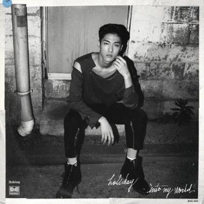 HOLIDAY - Single Album 2 [INTO MY WORLD]