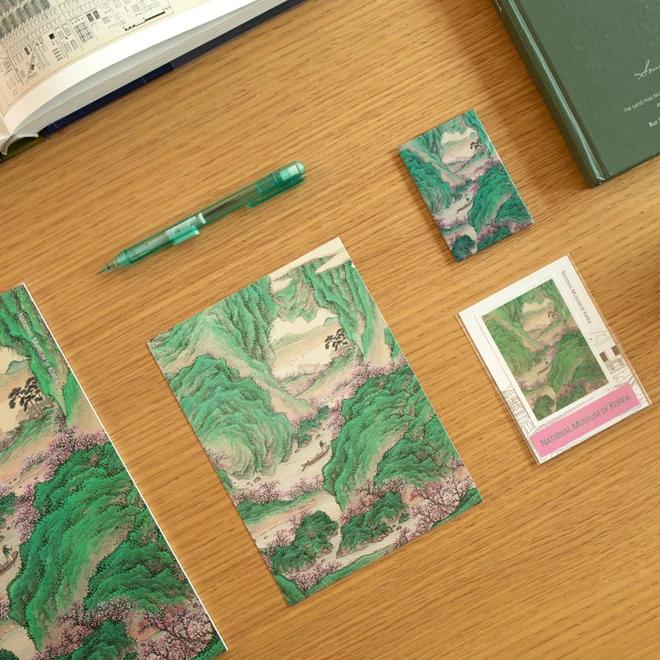 Magnet with "Journey to the Land of Longevity" Painting - National Museum of Korea Specialty Product