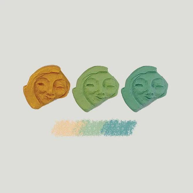 Silla Smile Crayon Magnet Set