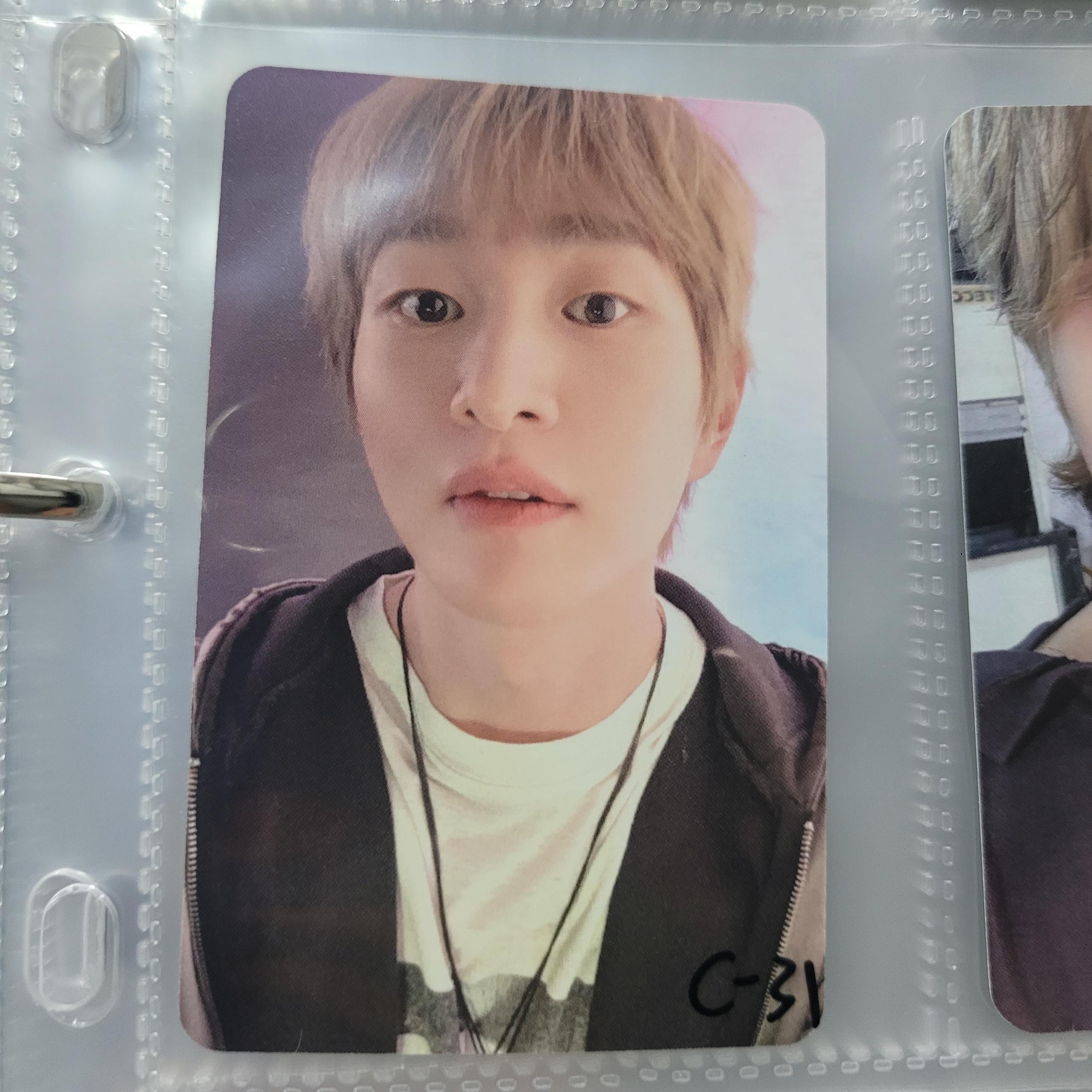 Onew SHINee Poet | Artist applemusic Pre-order Photocard