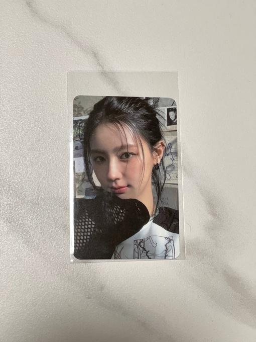 Miyeon (G)I-DLE I feel photocard
