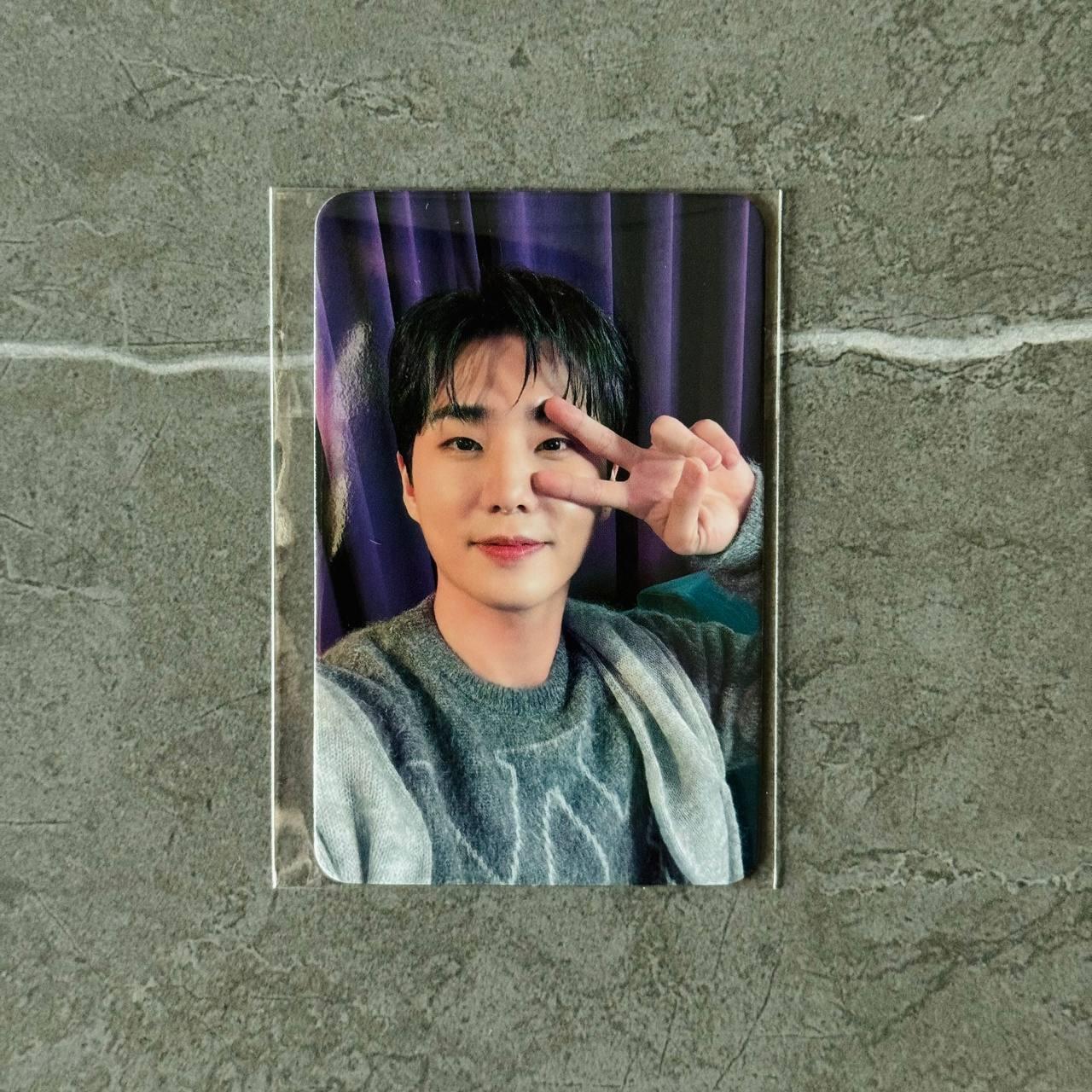 DAY6 "Fourever" Aladin Pre-Order Benefit Photocard