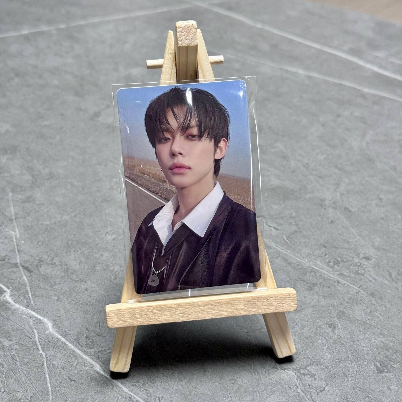 Yeonjun TXT "minisode 3: TOMORROW" Pre-Order Photocard + Magnet